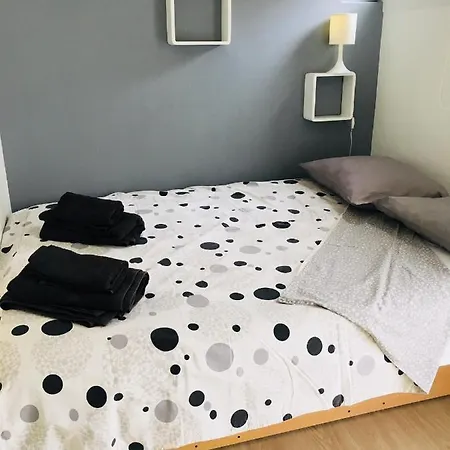 Le Californie Cote D'azur Les Pieds Dans L'eau Apartment